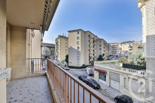 Appartement F2 bis à vendre - 2 pièces - 58,72 m2 - Nice - 06 - PROVENCE-ALPES-COTE-D-AZUR